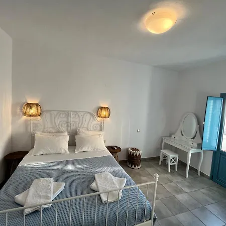 Sunset Paradise Oia (Santorini)